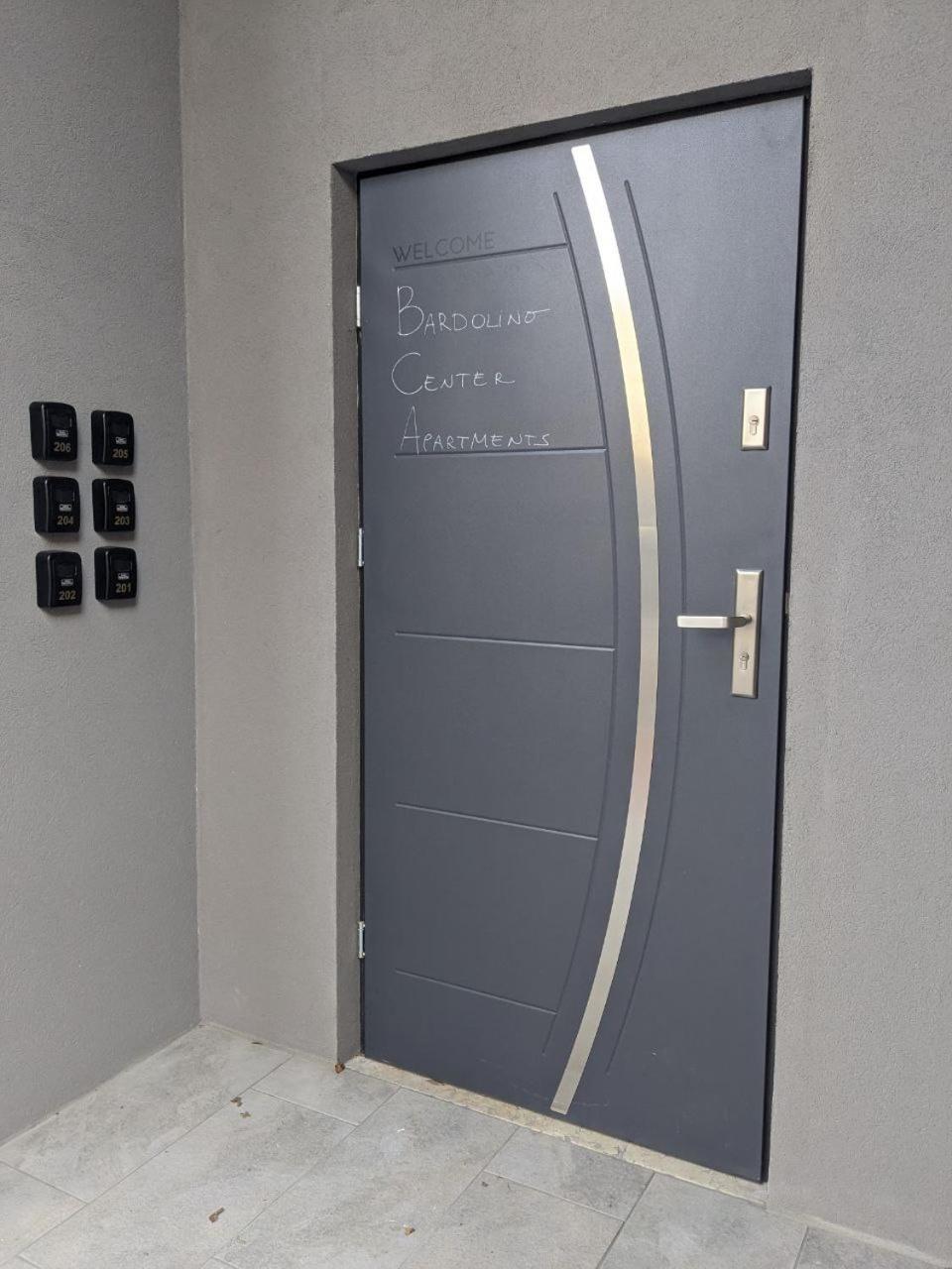 Bardolino Center Apartments Екстер'єр фото