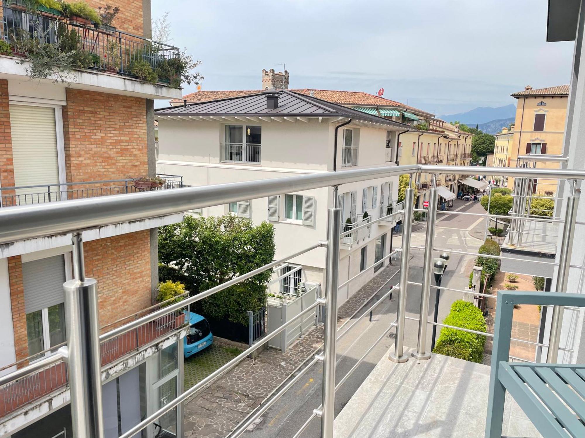 Bardolino Center Apartments Екстер'єр фото